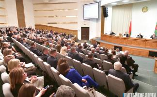 Итоги работы идеологической вертикали Витебской области и СМИ обсудили в облисполкоме