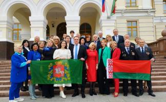 Делегация Витебской области отправилась в Минск для участия в торжественных мероприятиях ко Дню единения народов Беларуси и России