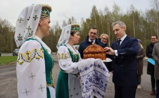 Делегация Смоленской области во главе с губернатором Василием Анохиным посещает Витебскую область