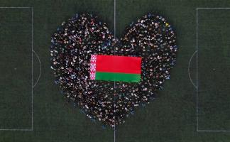 ФОТОФАКТ: Витебская область принимает участие в эстафете «Ганаруся роднымi сімваламi»