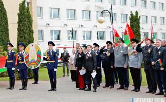 В Витебске прошло торжественное чествование государственных символов