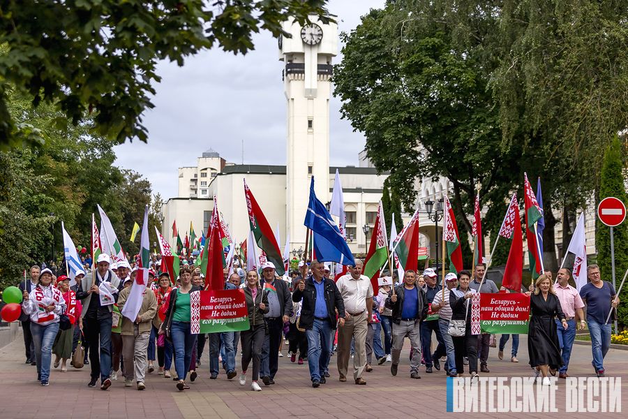Толочинцы приняли участие в акции «Беларусь — это мы!» в Витебске