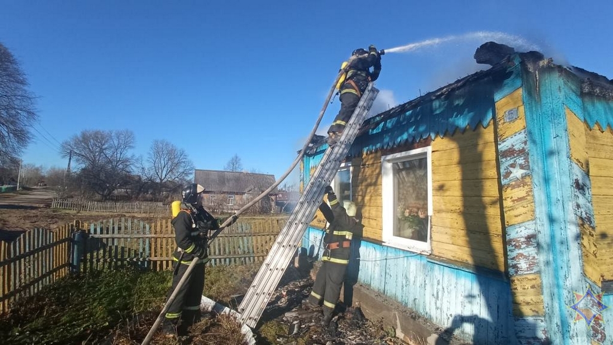 В деревне Осово Докшицкого района при пожаре дома погиб мужчина