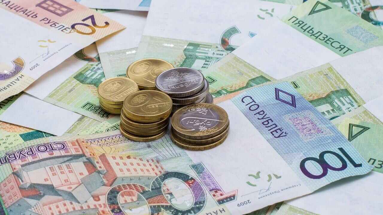 Белстат: средняя зарплата в Витебской области в июле составила 2335,7 рублей