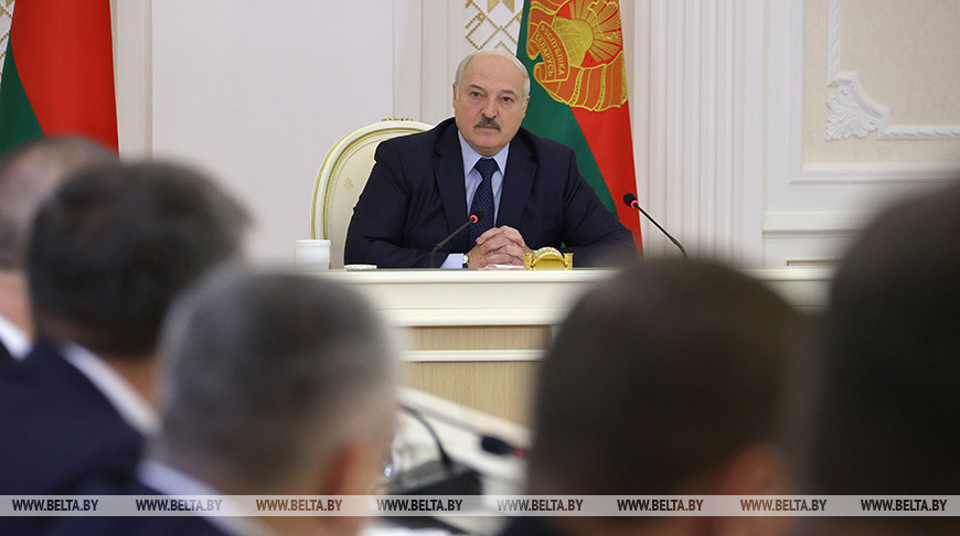 Александр Лукашенко: товарного дефицита у нас нет и не будет, это я людям гарантирую