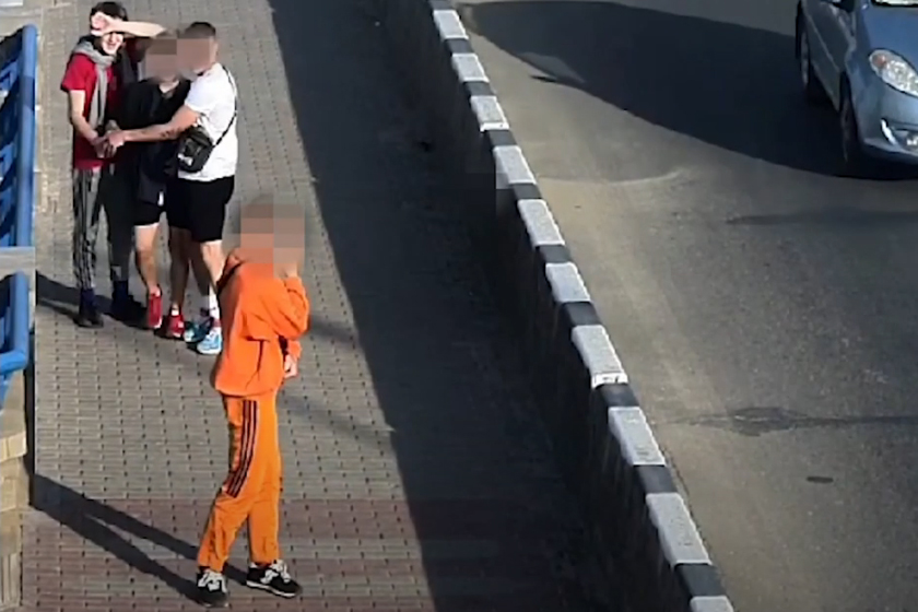 В Орше 18-летний парень обстрелял из пневматического пистолета рейсовый автобус
