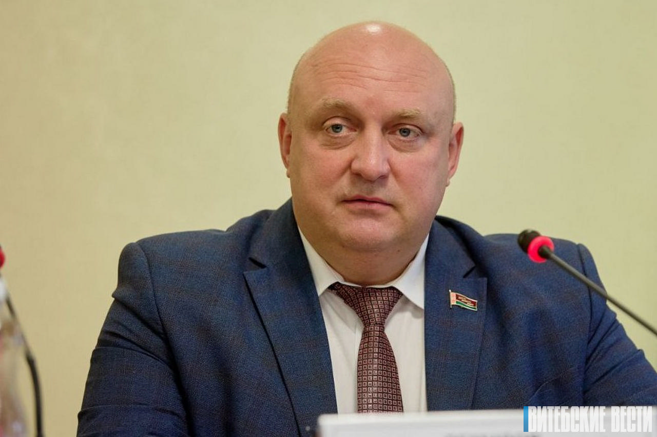 В преддверии Дня народного единства Дмитрий Демидов встретился с коллективом УП «Витебскоблгаз»