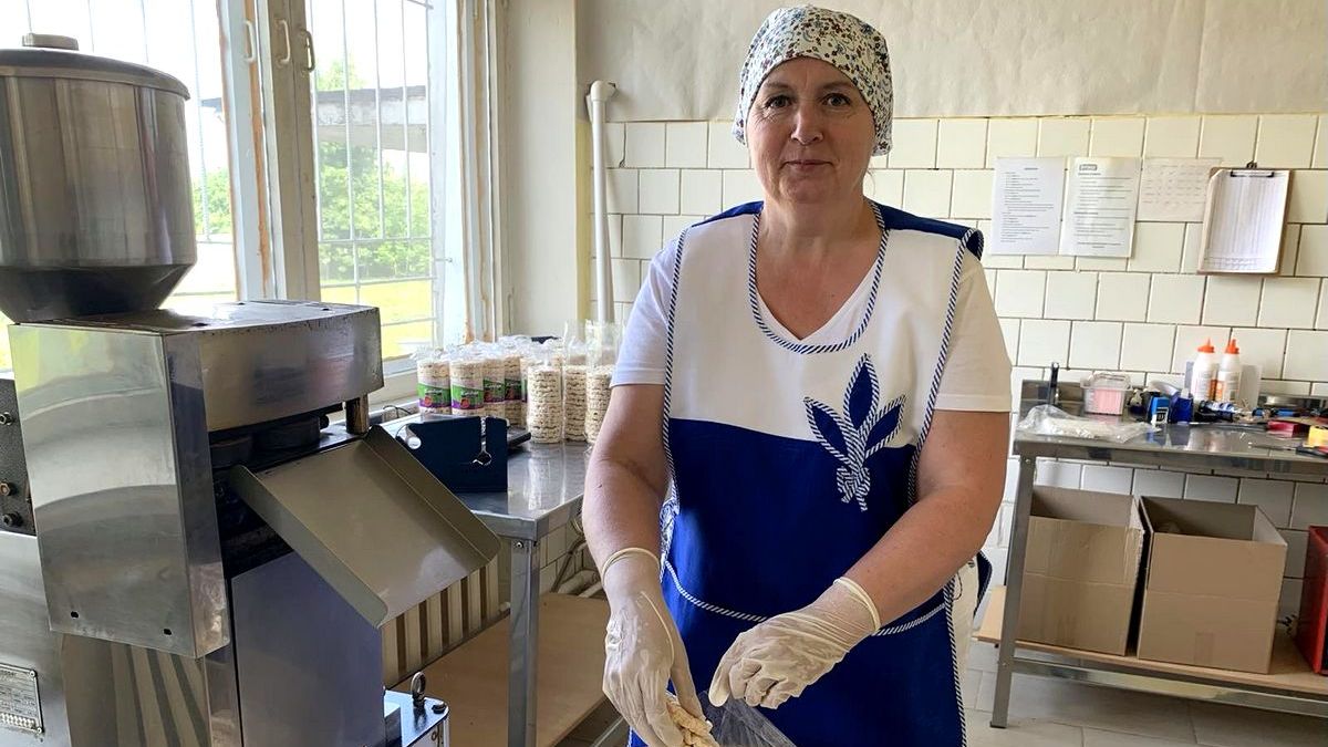 Предприятие «Дель мар» из Лепельского района единственное в республике которое производит рисовые хлебцы в глазури и кокосовую пасту