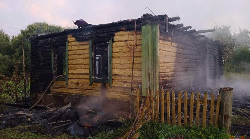 Мужчина погиб при пожаре в Верхнедвинском районе