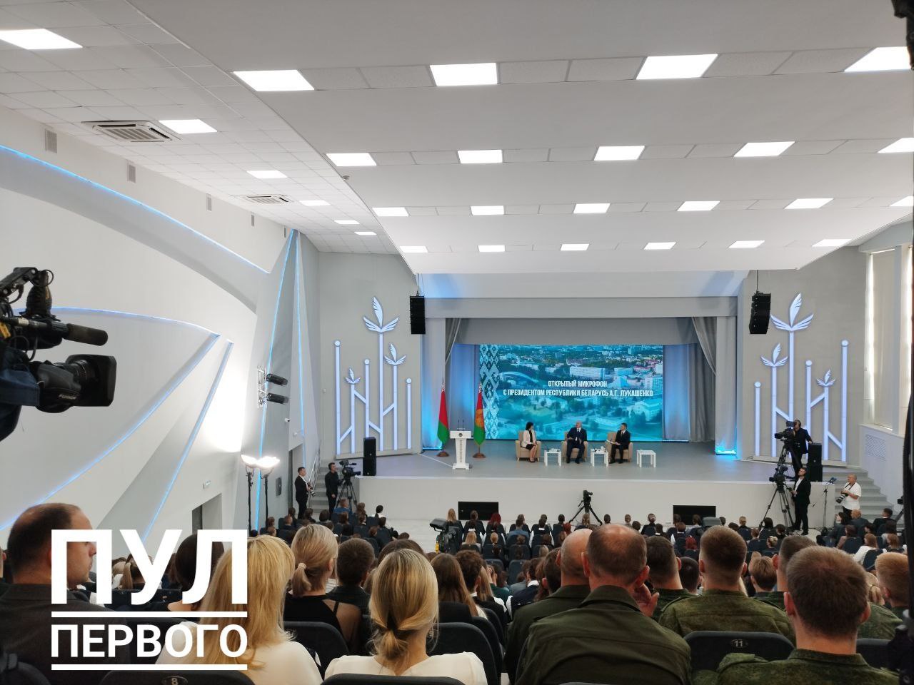 Президент вспомнил о своих оппозиционных настроениях в годы работы директором совхоза
