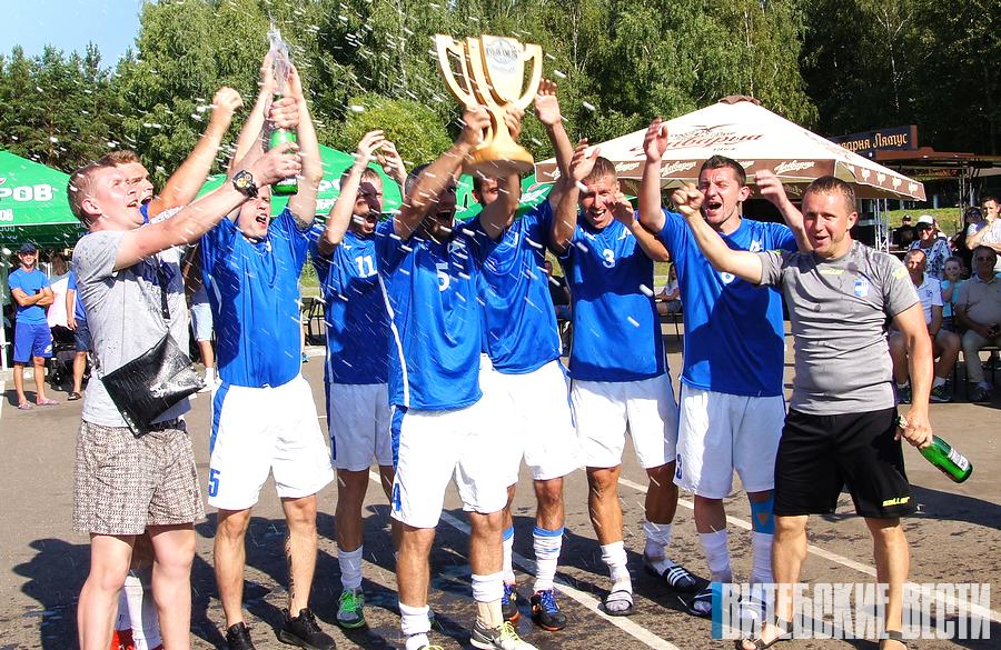 «Кубок хмеля»: в Новолукомле прошел чемпионат среди футболистов-любителей