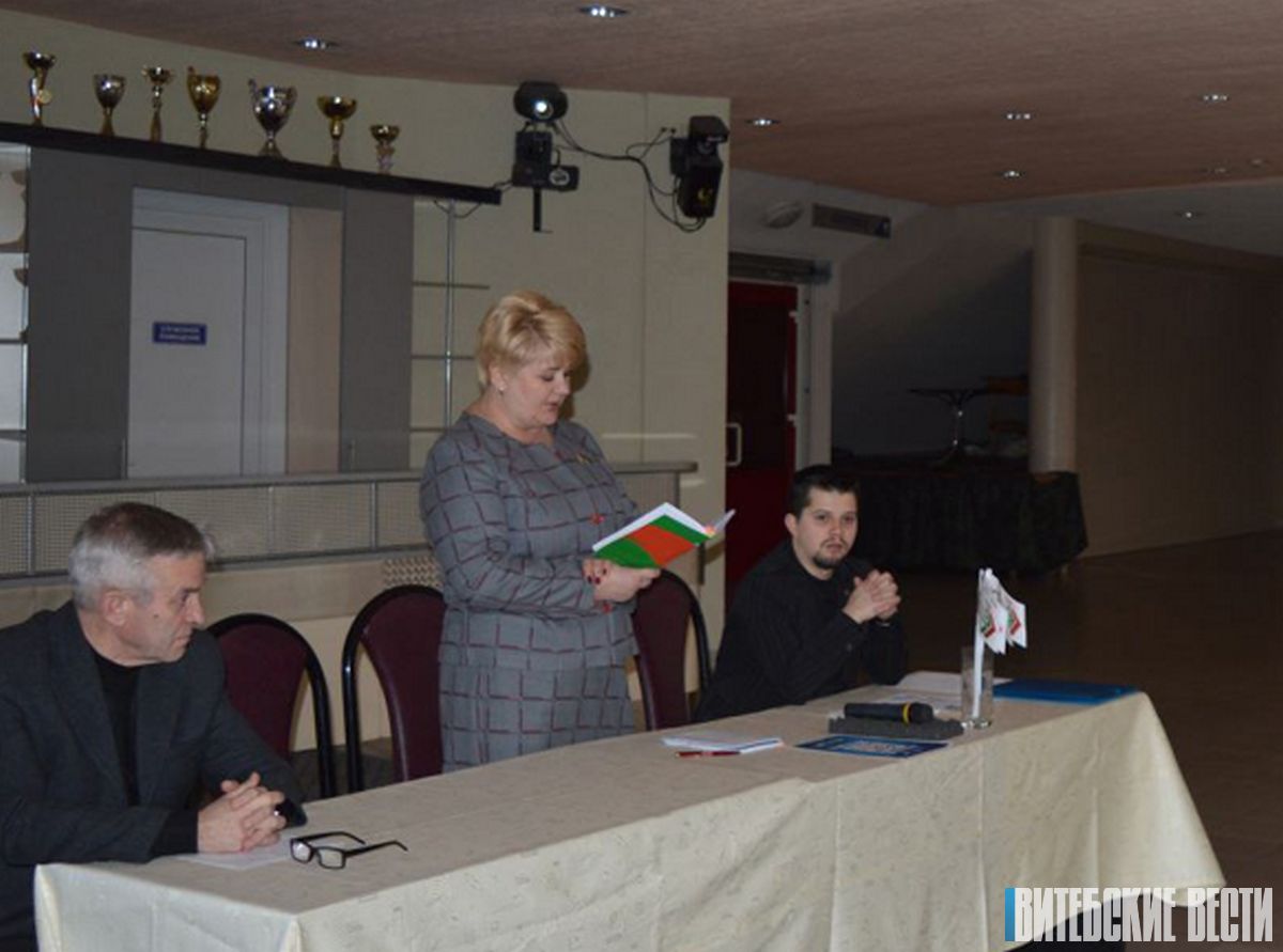 В Витебском Ледовом дворце прошла диалоговая площадка по обсуждению проекта изменений и дополнений в Конституцию Республики Беларусь