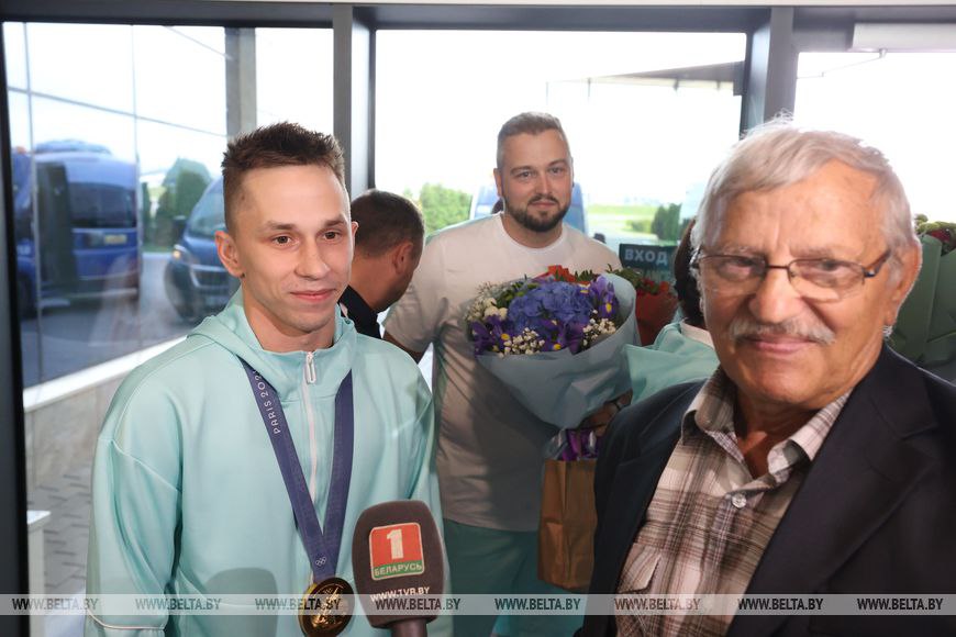 Белорусские батутисты вернулись домой после участия в Олимпийских играх