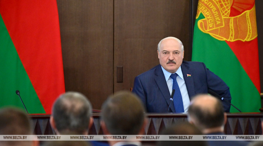 Президент Беларуси пояснил, почему для сельского хозяйства санкции - это благо