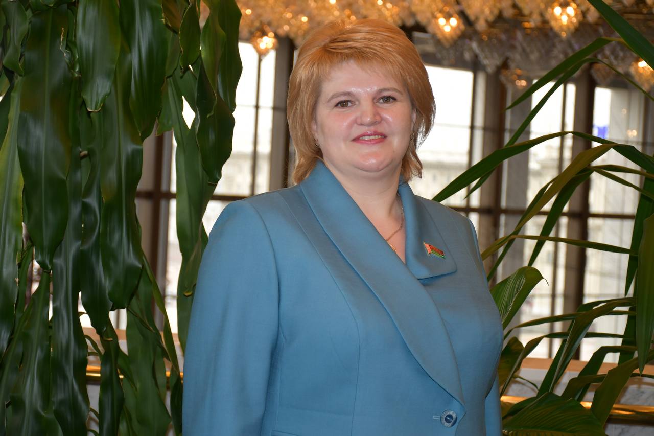 Ирина Полякова: "Мы не хотим воевать с оружием в руках, но своё защитим. Мы не хотим информационной войны, но фейки опровергнем"