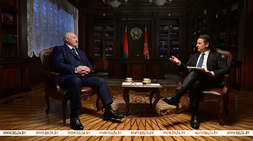 Лукашенко о внешней политике Беларуси: я никогда на двух стульях не сидел 