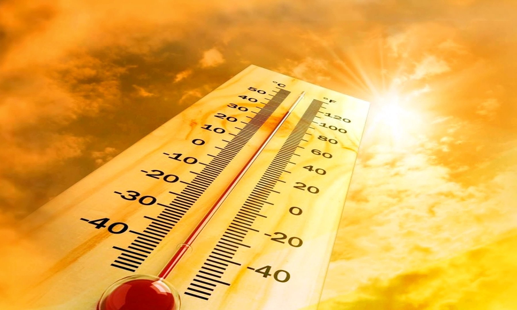 До +35°C: красный уровень опасности из-за жары объявлен 6 августа в Витебске