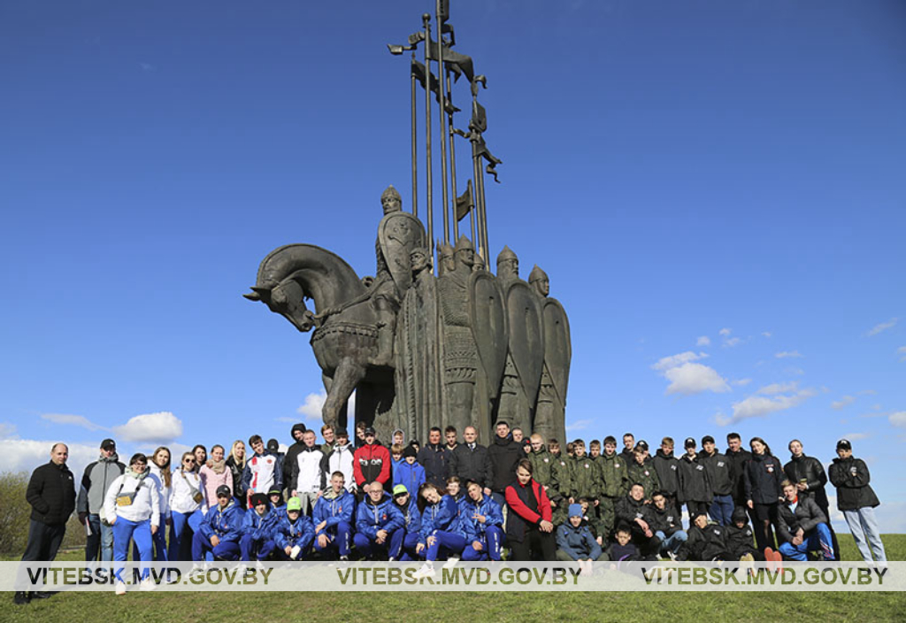 Подростки из Витебской области, состоящие на профилактических учетах в подразделениях милиции, приняли участие в международном походе в Пскове 