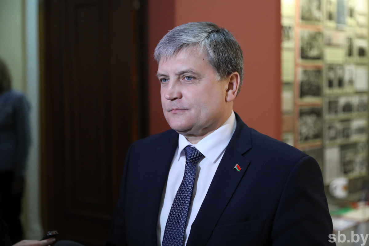 Игорь Луцкий: героическую стойкость белорусов, воевавших в горячих точках, не раз отмечал Глава государства