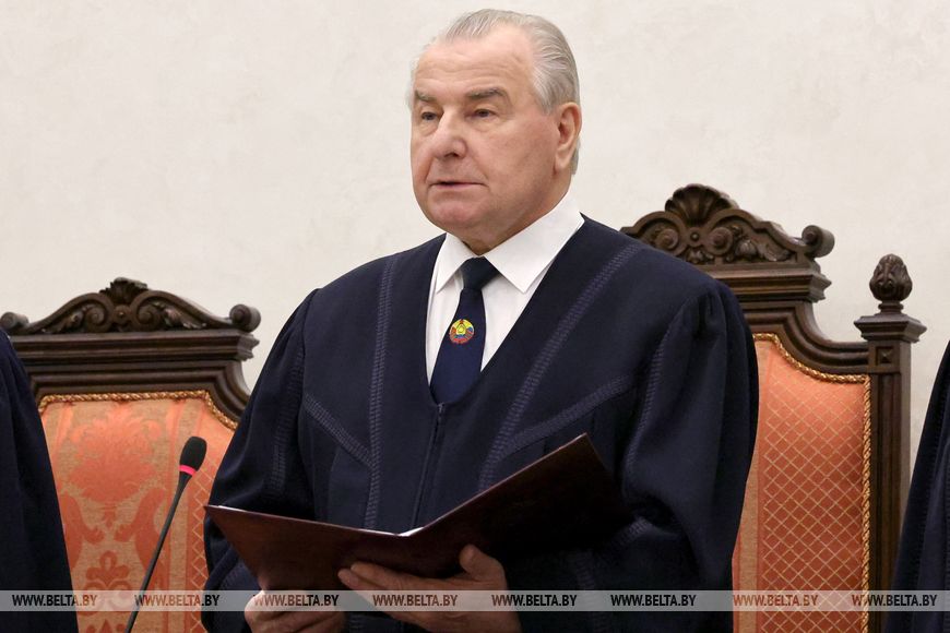 Конституционный Суд инициировал принятие Кодекса социальной защиты семьи, материнства, отцовства и детства