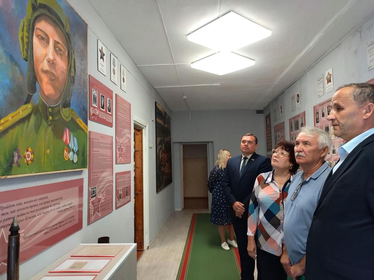 Музей Дзісненскай сярэдняй школы папоўніўся дакументамі, якія тычацца вызвалення горада ад нямецка-фашысцкіх захопнікаў