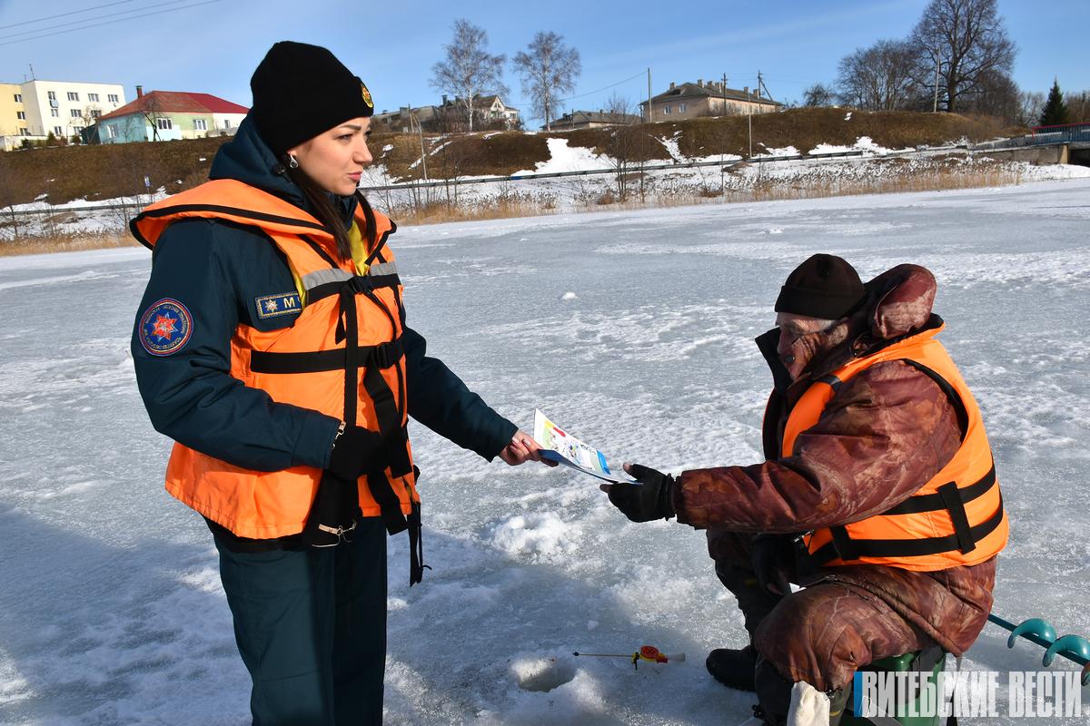 Как прошел рейд безопасности у работников МЧС на одном из водоемов Витебского района? 
