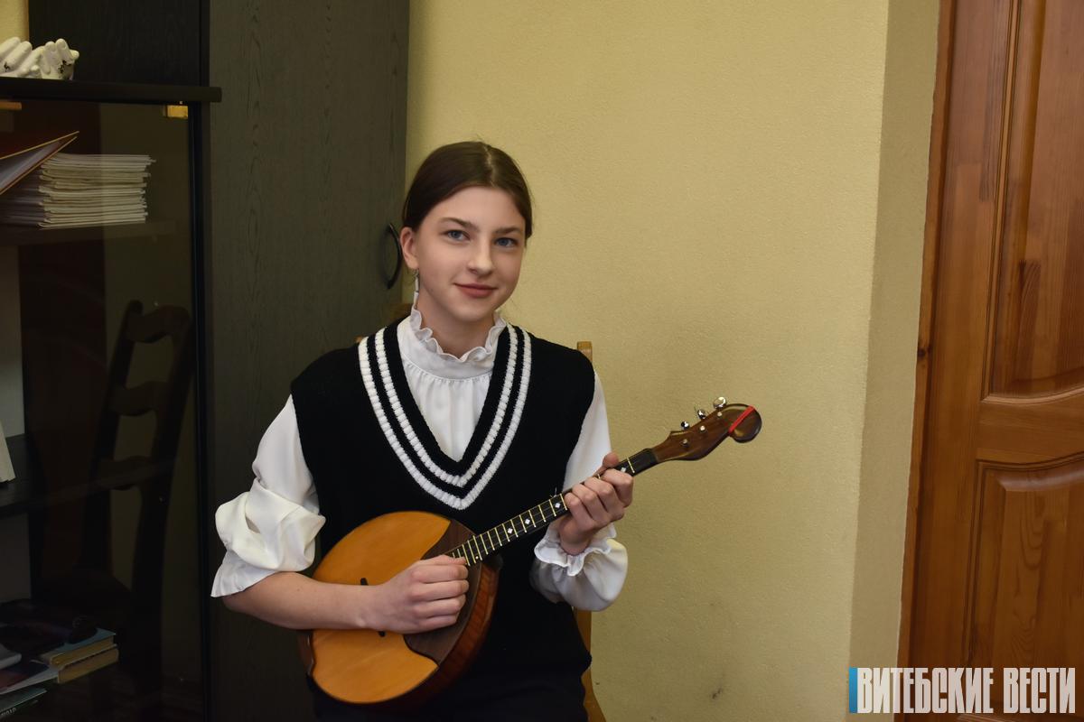 Юная полочанка получила Гран-при на 10-м региональном конкурсе «К солнцу» в Браславе