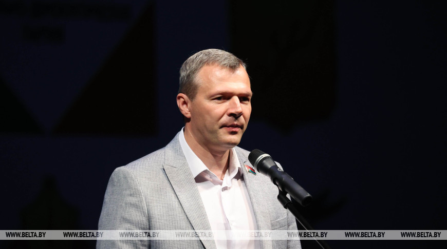 Романов: в обсуждении законопроекта о ВНС задействованы все структуры гражданского общества