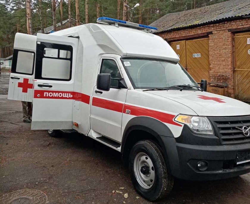 Новую машину скорой помощи подарил Бешенковичской центральной районной больнице бизнесмен из России