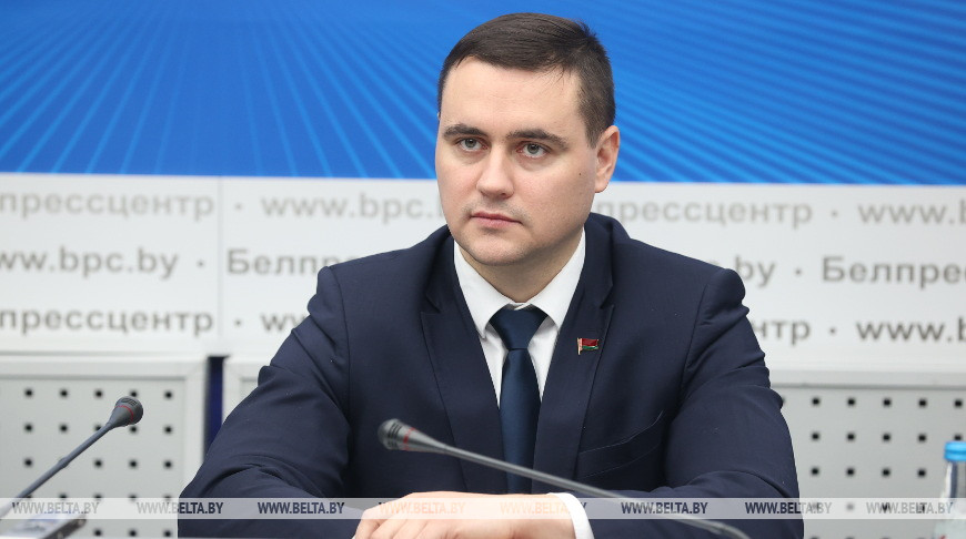 Централизованные экзамены в Беларуси выпускники школ будут сдавать с 14 по 21 мая