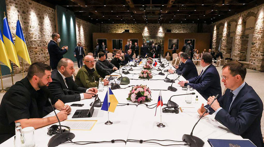 Условия по нейтральному статусу Украины и российские "два шага навстречу" - итоги переговоров в Стамбуле