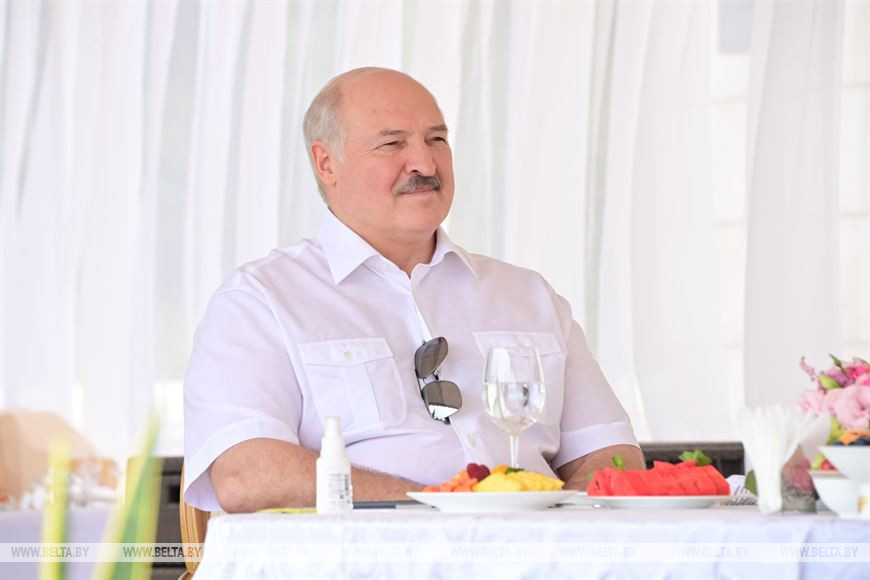 Александр Лукашенко: белорусско-российские отношения являются стержнем ЕАЭС и СНГ