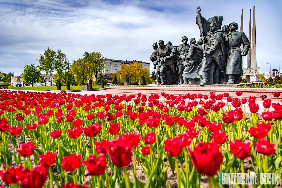 ФОТОФАКТ: Яркие краски весеннего Витебска 