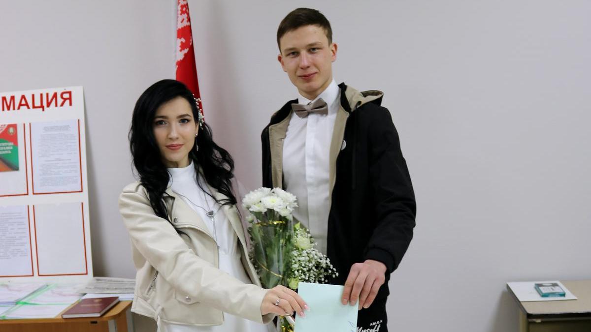 Молодожёны Алексей Позняк и Мария Шаруева: "Теперь никогда не ошибемся, когда принимали два судьбоносных решения"