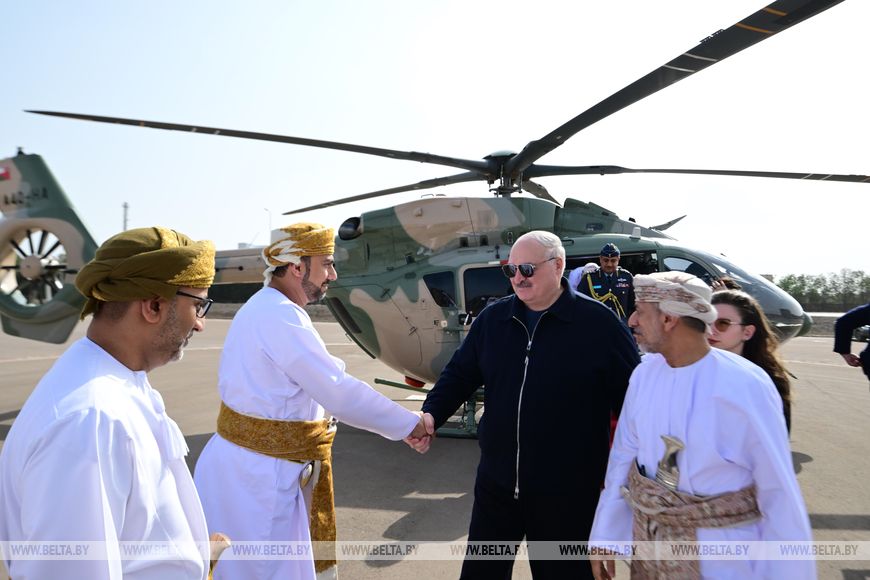 Лукашенко рассчитывает, что порт и СЭЗ "Сохар" станут надежной стартовой площадкой для кооперации с Оманом