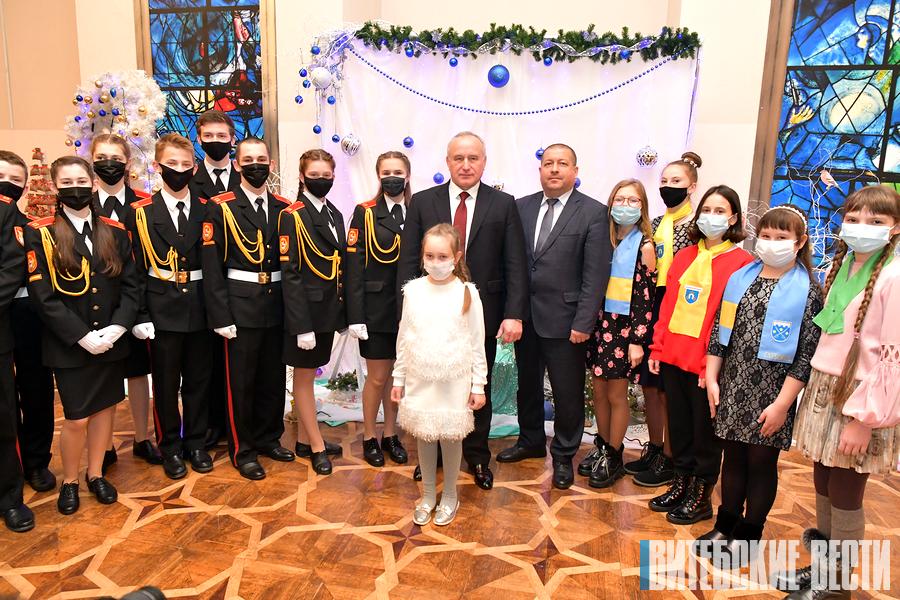 В Витебске прошла областная благотворительная елка