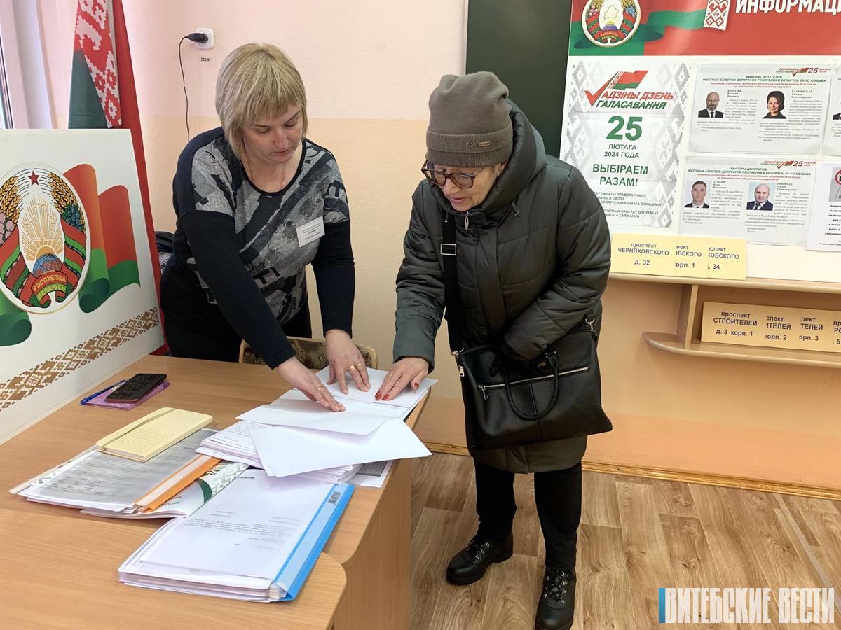 Включение в список избирателей и голосование без паспорта: репортаж накануне досрочного голосования