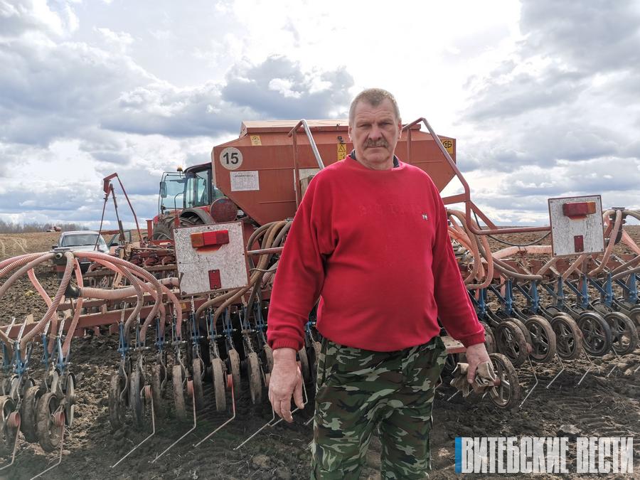 Добрую аснову пад восеньскі ўраджай стараюцца закласці аграномы з Браслава
