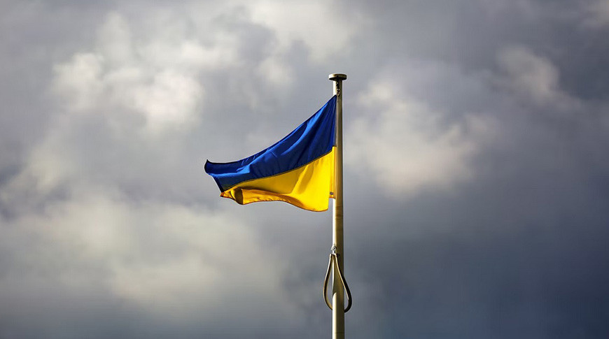 "Запад сейчас давит на Зеленского". Лукашенко прокомментировал антикоррупционную "чехарду" в Украине