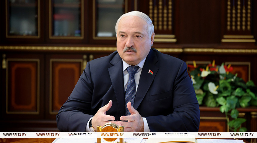 Лукашенко: крышевания и мышкования по принципу "ты - мне, я - тебе" в Беларуси быть не должно
