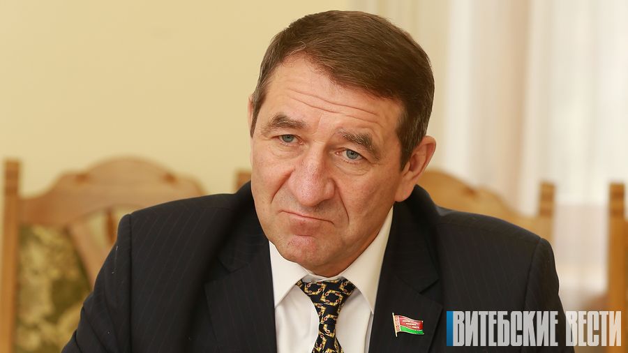 Александр Христофоров о заработной плате, пенсионном обеспечении и уровне безработицы в Витебской области