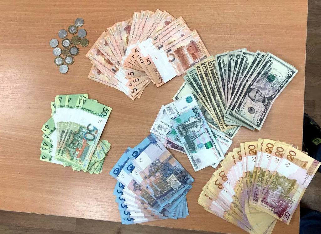 Жители Витебска попались на незаконном обмене иностранной валюты