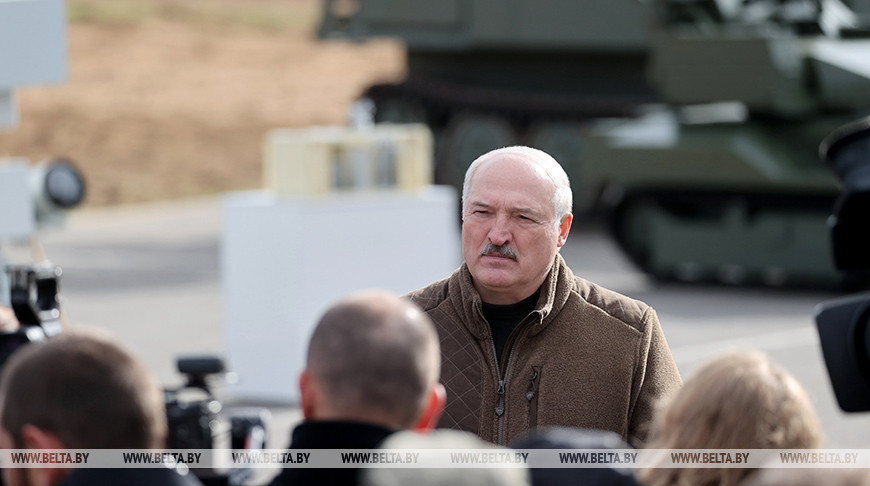 Александр Лукашенко не верит в возможность начала третьей мировой войны