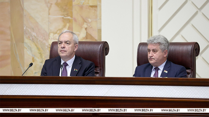 Сергеенко: необходимо пропагандировать миролюбивый внешнеполитический курс Беларуси