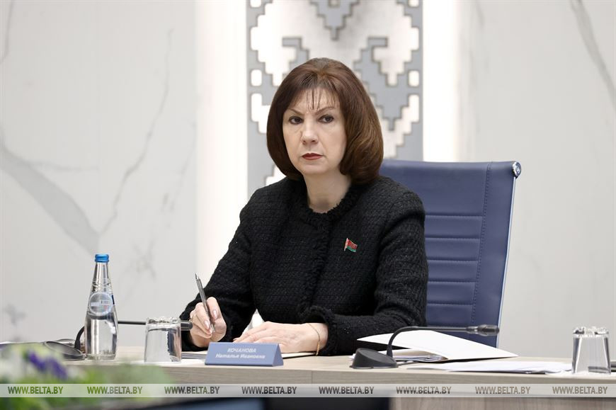 Кочанова: ассортиментный перечень товаров на полках магазинов будет строго отслеживаться