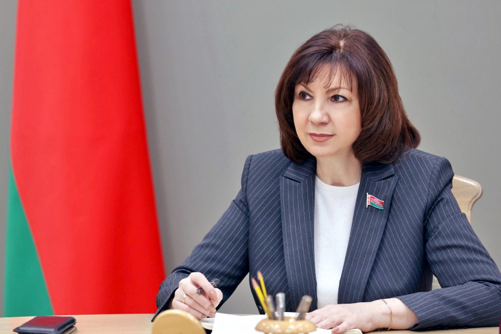 Председатель Совета Республики Национального собрания Республики Беларусь Наталья Кочанова поздравляет соотечественников с Днем Октябрьской революции