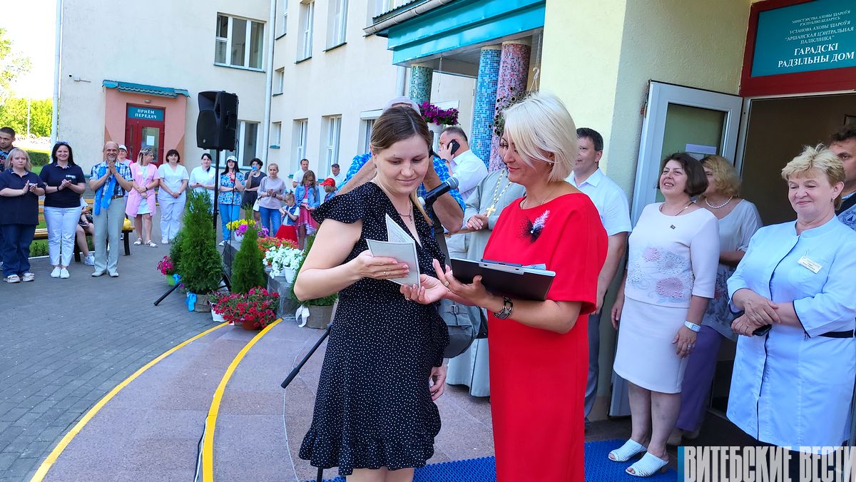 Самых маленьких белорусов и их мам чествовали в Орше