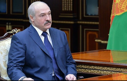 Лукашенко прокомментировал дискуссии вокруг совпадения в Беларуси избирательных кампаний 2020 года
