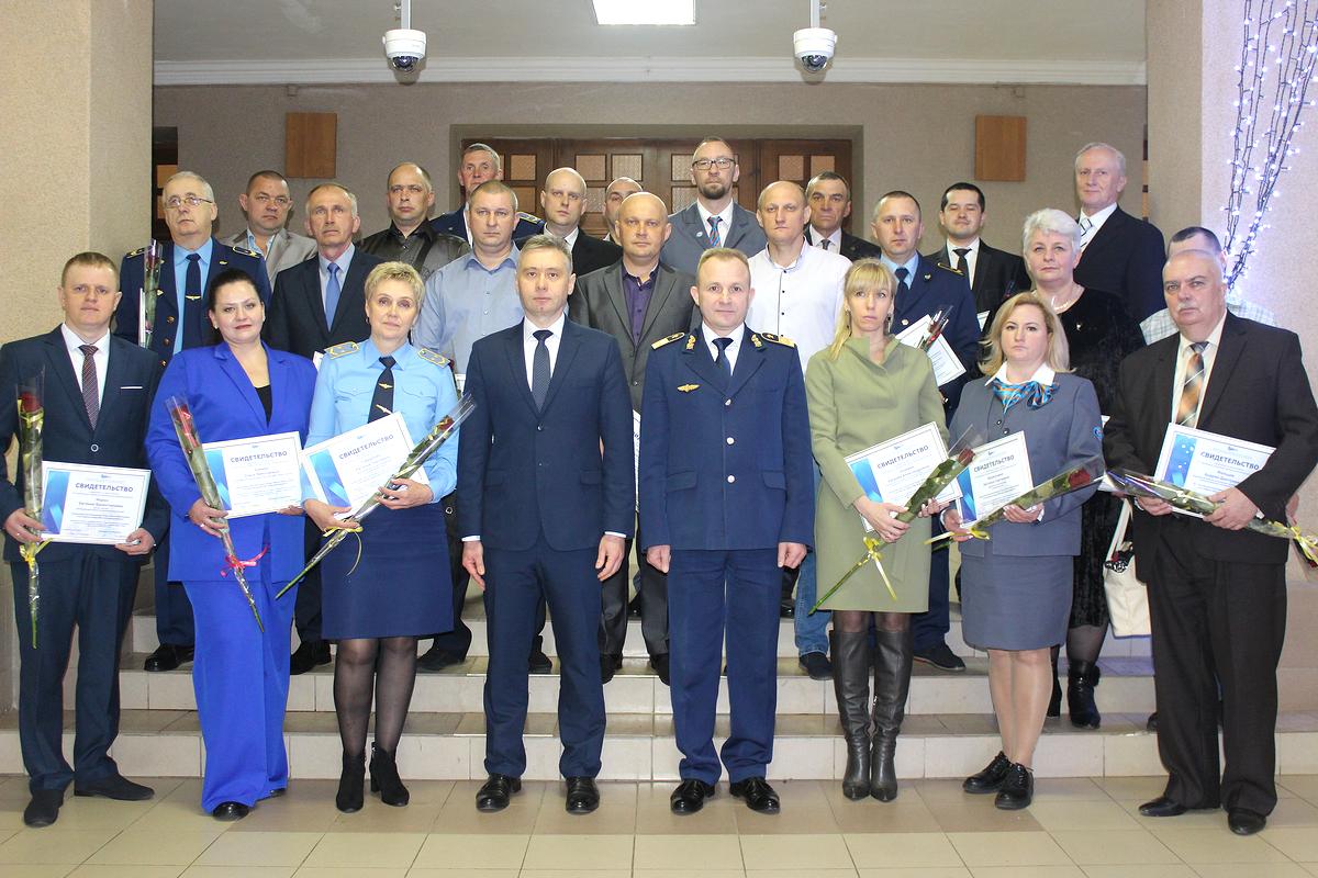 Лучшим витебским железнодорожникам вручили свидетельства о занесении на  Доску почета
