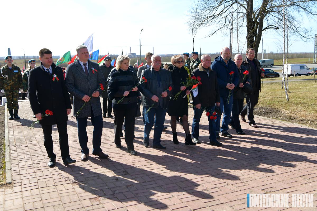 В Витебске на митинге у мемориального комплекса «5-й полк» почтили память жертв фашизма